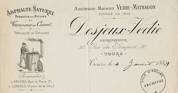 Image Premières voies bitumées